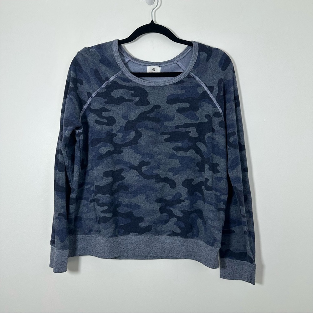 Anthropologie Sundry Camo Pullover Oversized Sweater Size 2